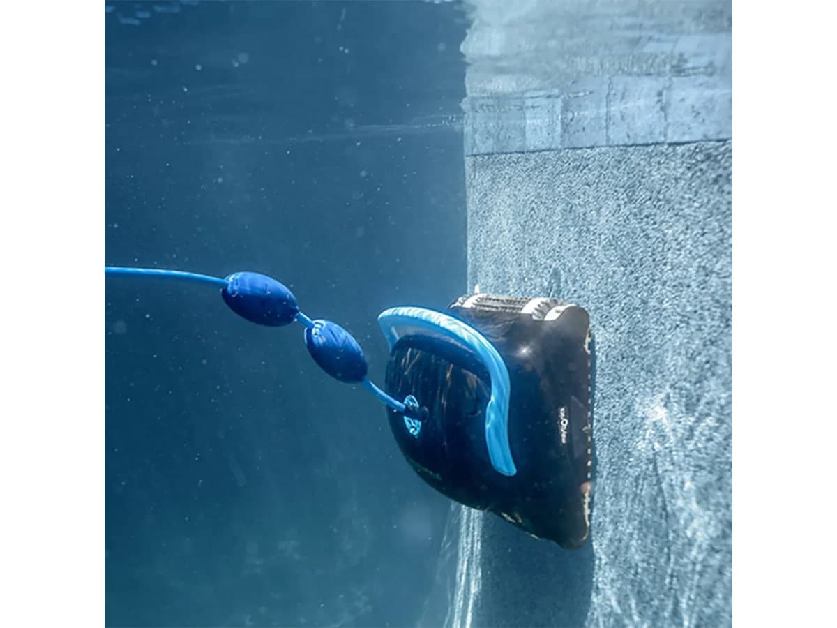 Dolphin Nautilus CC Plus robotic pool cleaner