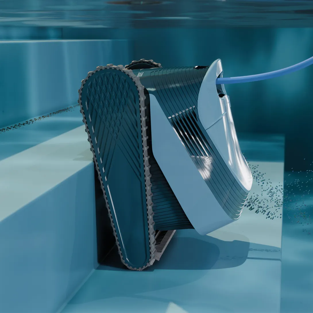 Dolphin S2000 robotic pool cleaner