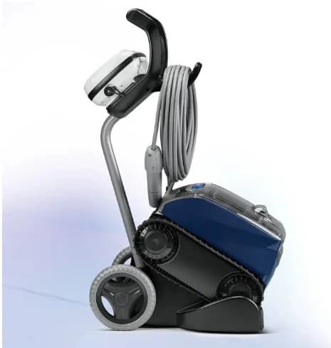 Polaris EPIC 8640 robotic pool cleaner